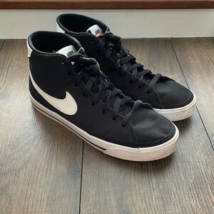 Black nike blazers!!
